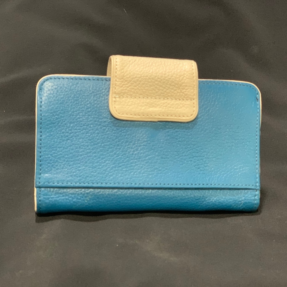 Grace Adele Wallet w/removable strap - Picture 3 of 4